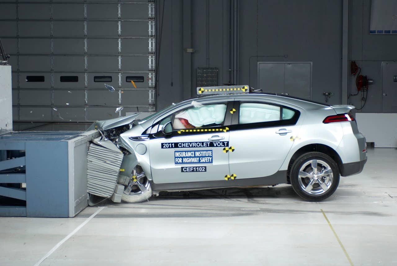 2011 Chevrolet Volt crash tests