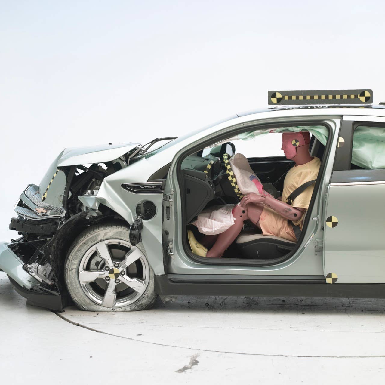 2011 Chevrolet Volt crash tests