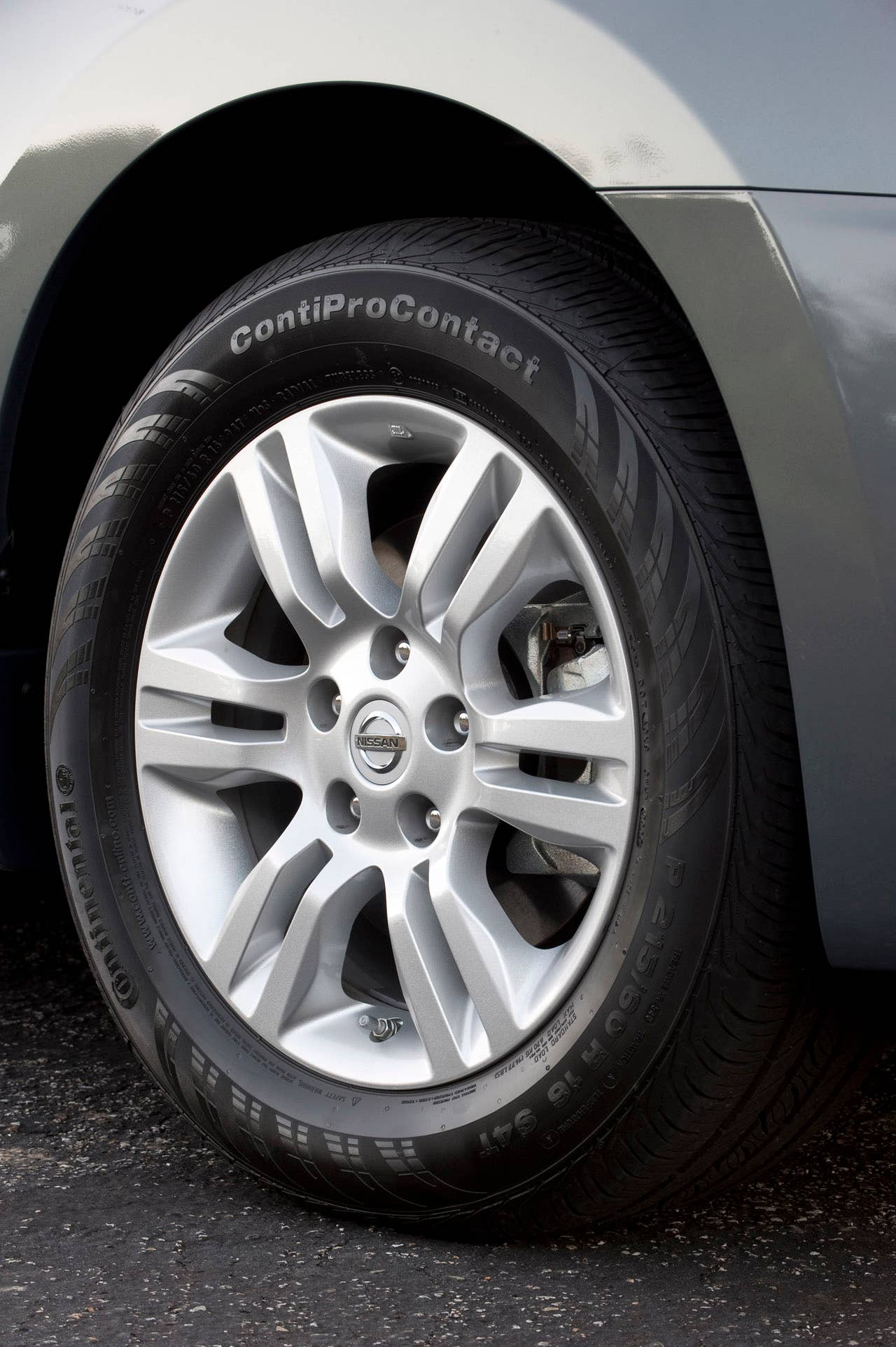 Nissan Altima Hybrid, 2010