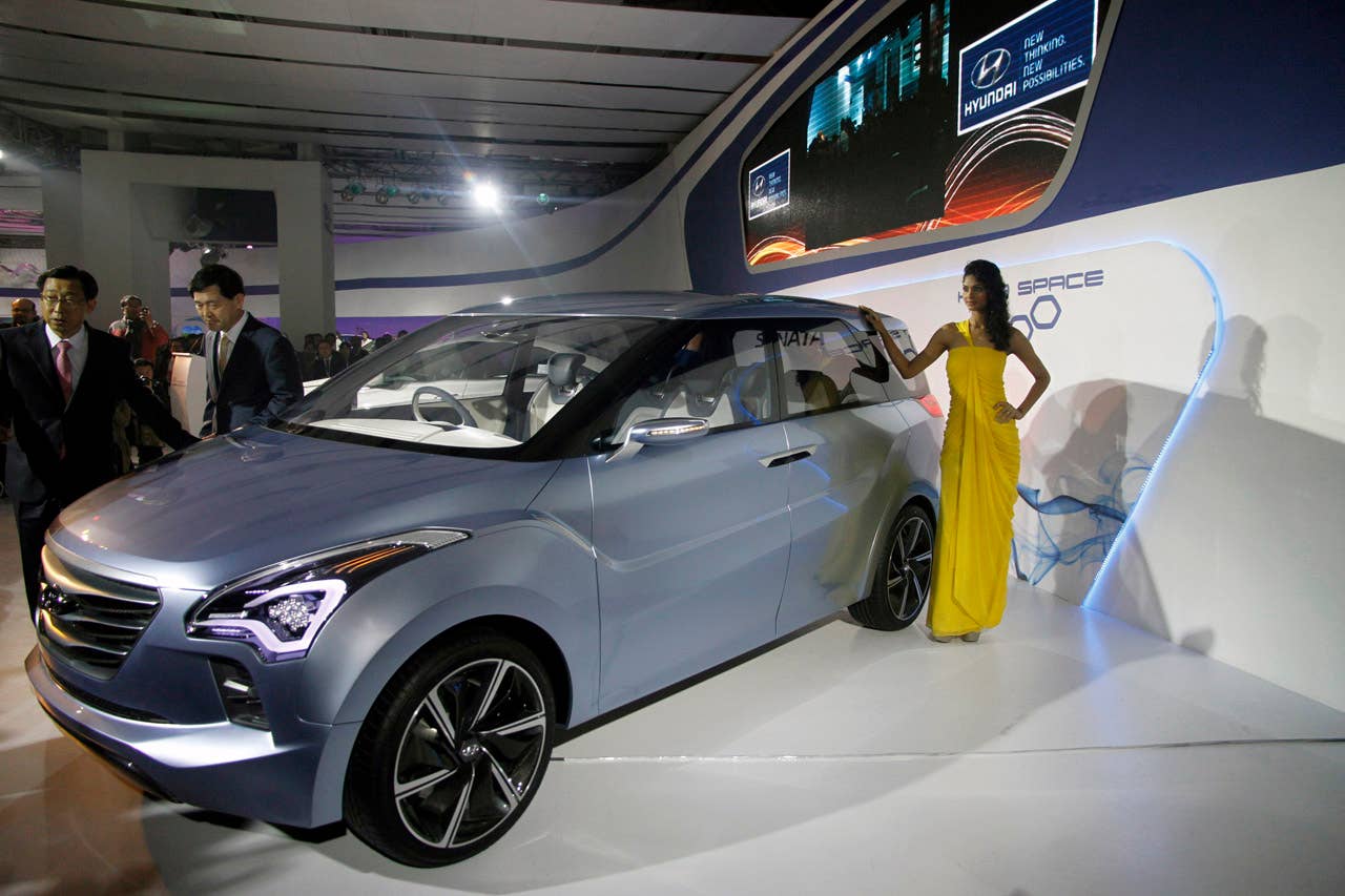 Hyundai Hexa Space/HND-7 Concept front 3/4