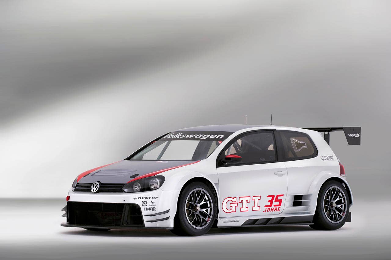 Volkswagen Golf 24