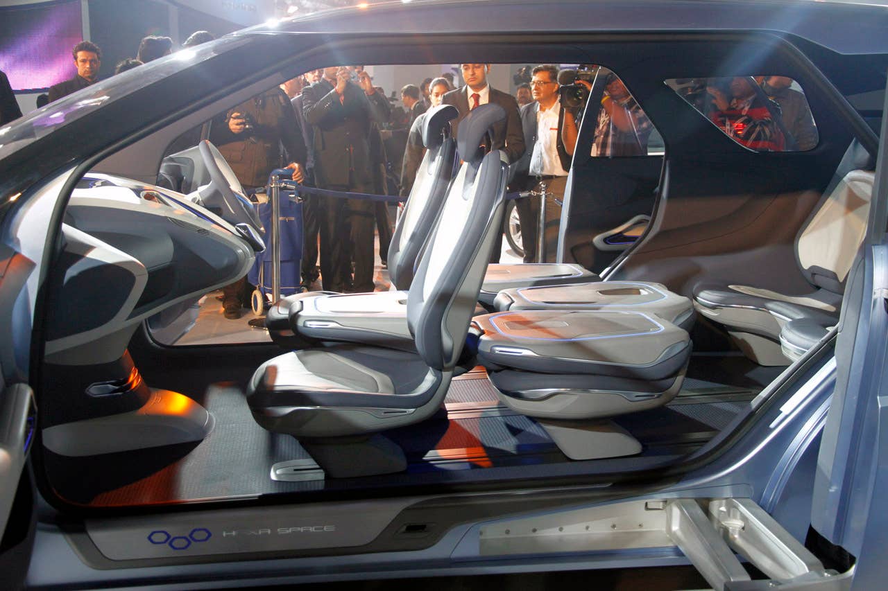 Hyundai Hexa Space/HND-7 Concept interior