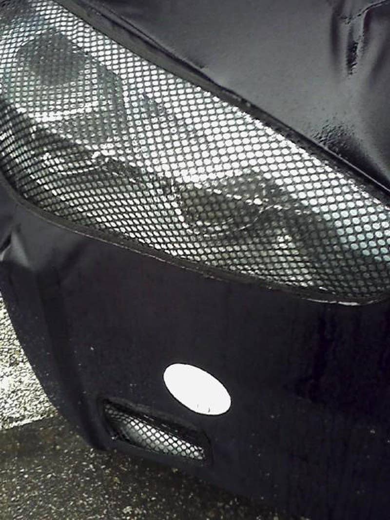 Kia K9 headlight