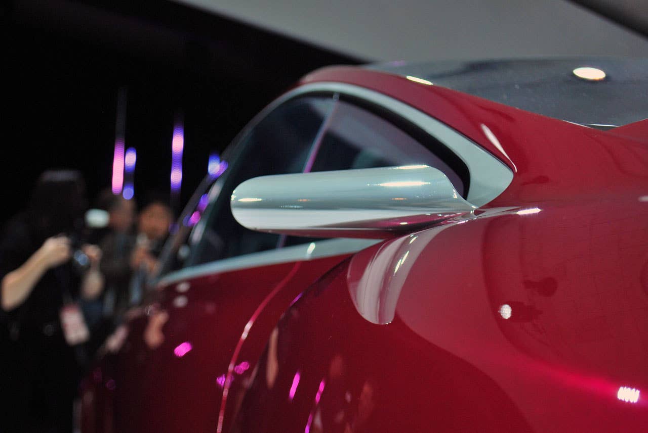 Toyota NS4 Plug-In Hybrid Concept side-view mirrors