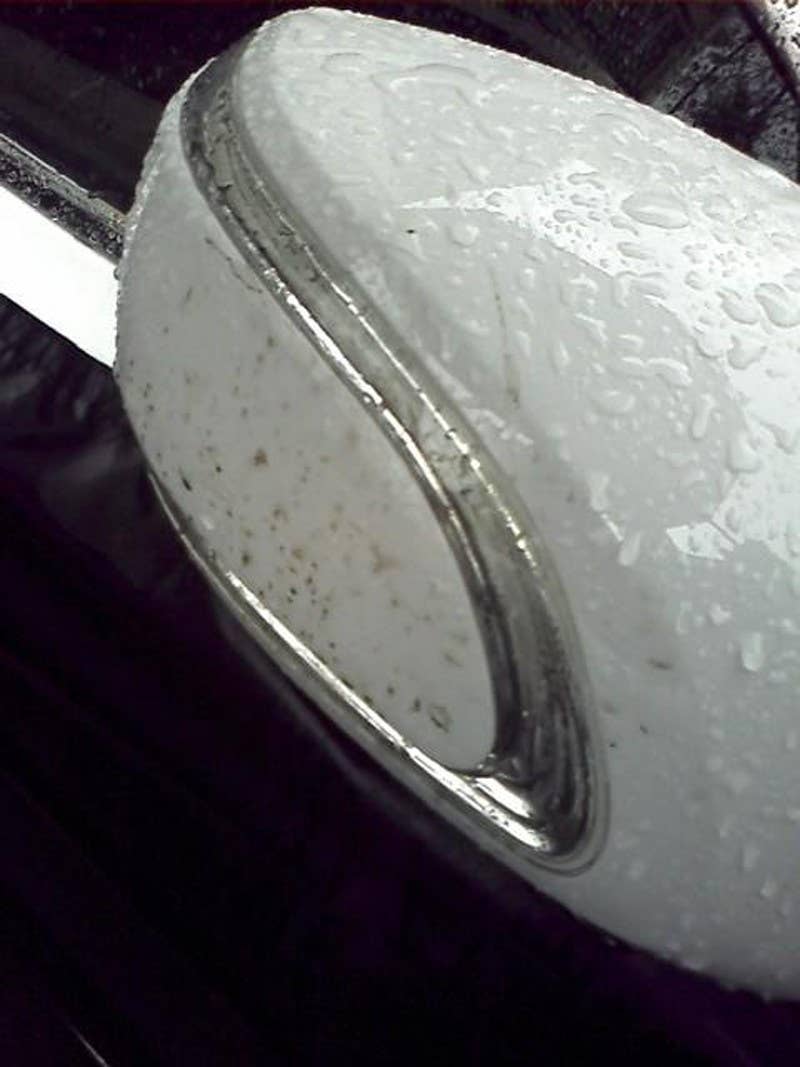 Kia K9 mirror
