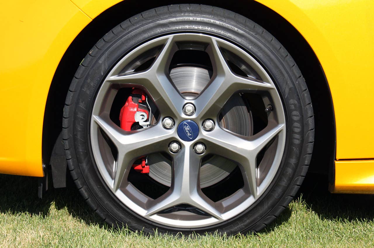 2013 Ford Focus ST wheel