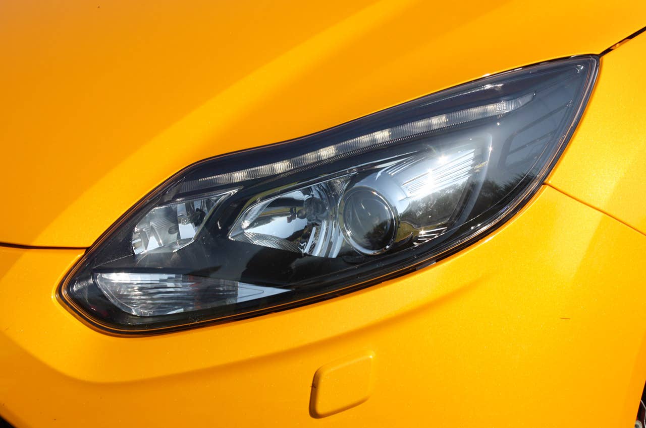 2013 Ford Focus ST headlight