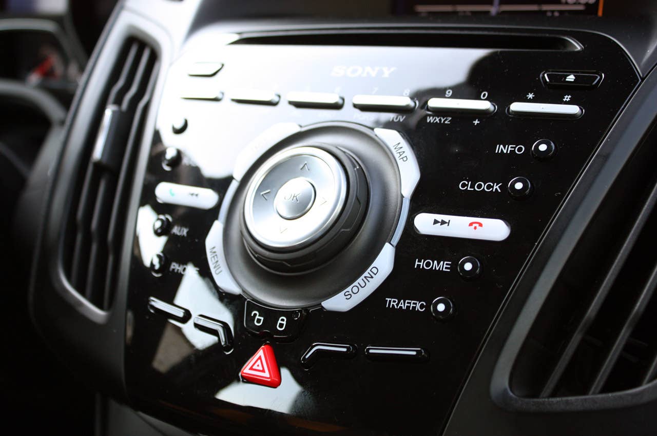 2013 Ford Focus ST audio controls