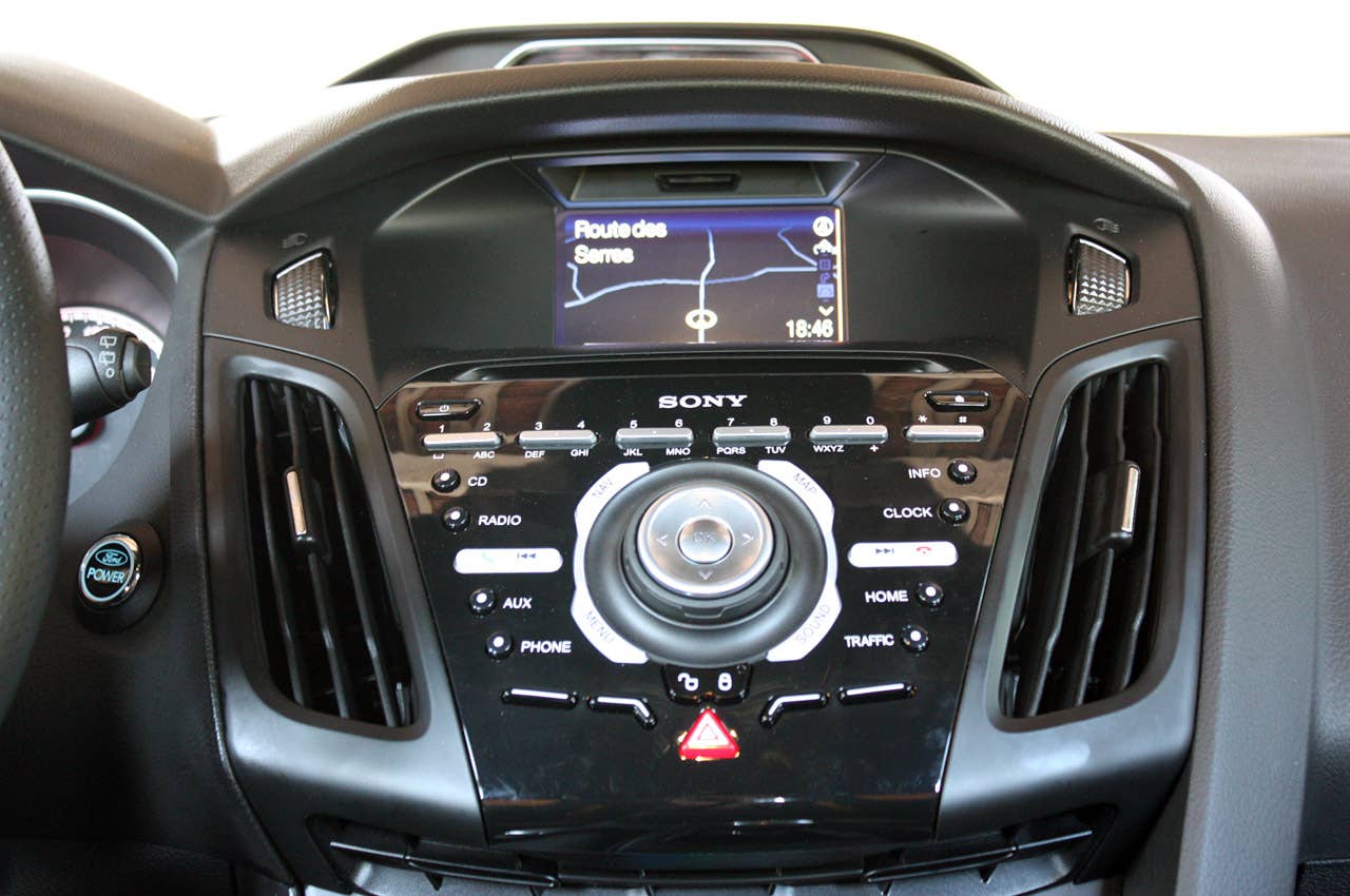2013 Ford Focus ST instrument panel