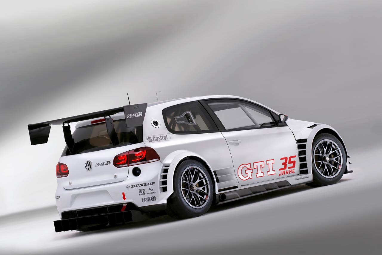 Volkswagen Golf 24