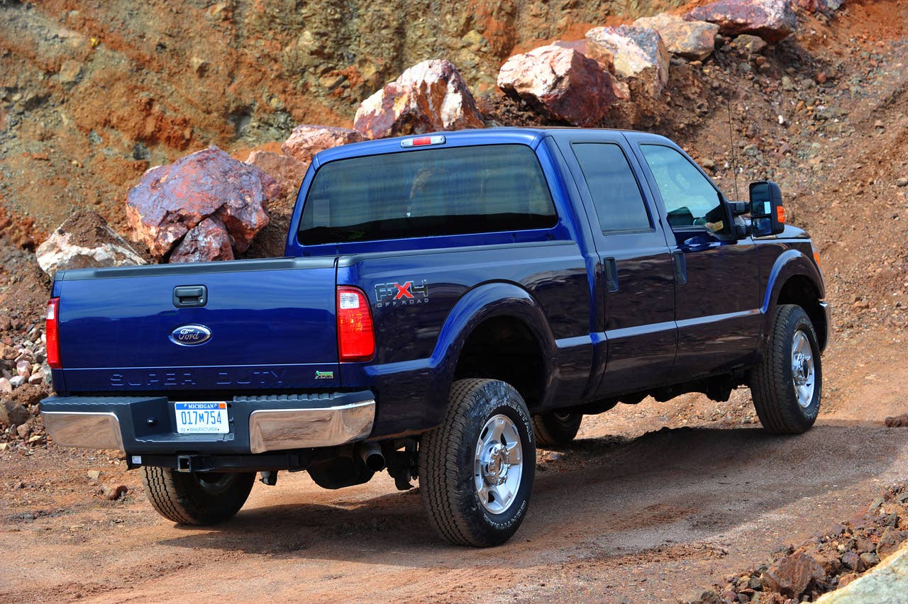 PHOENIX, AZ., March 2, 2010--The The 2011 Ford F-Series Super Duty demonstrates improved off-road capability. New available off-road features include electronic locking rear differential, new Hill Descent Control and all-new transfer case skid plate.  Photo by:  Sam VarnHagen/Ford Motor Co. (3/8/2010)
