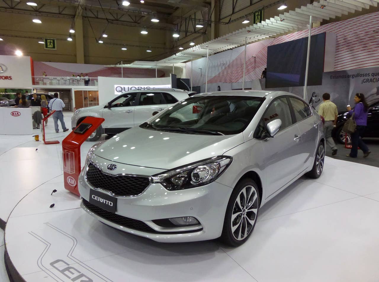 2013 Kia Cerato front 3/4