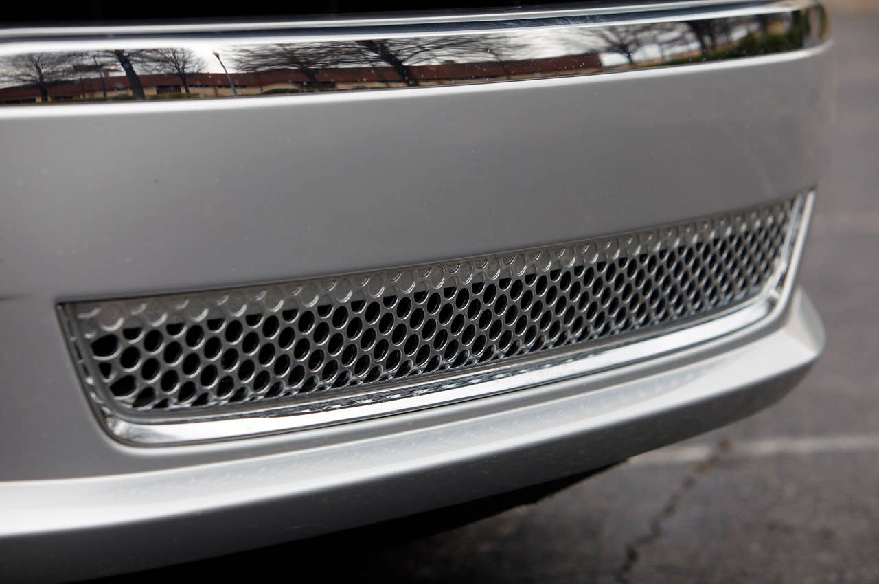 2011 GMC Acadia Denali lower grille