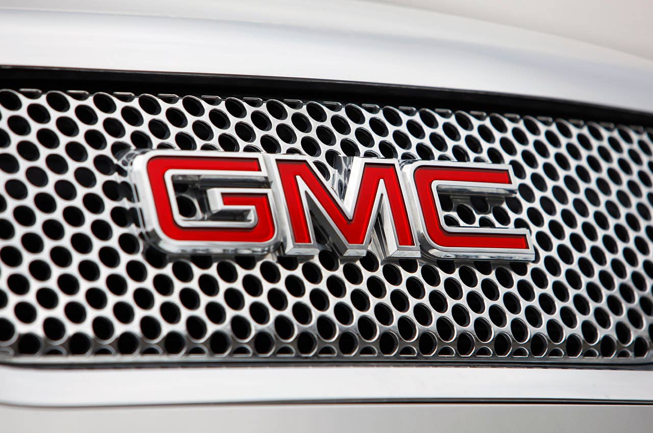 2011 GMC Acadia Denali grille