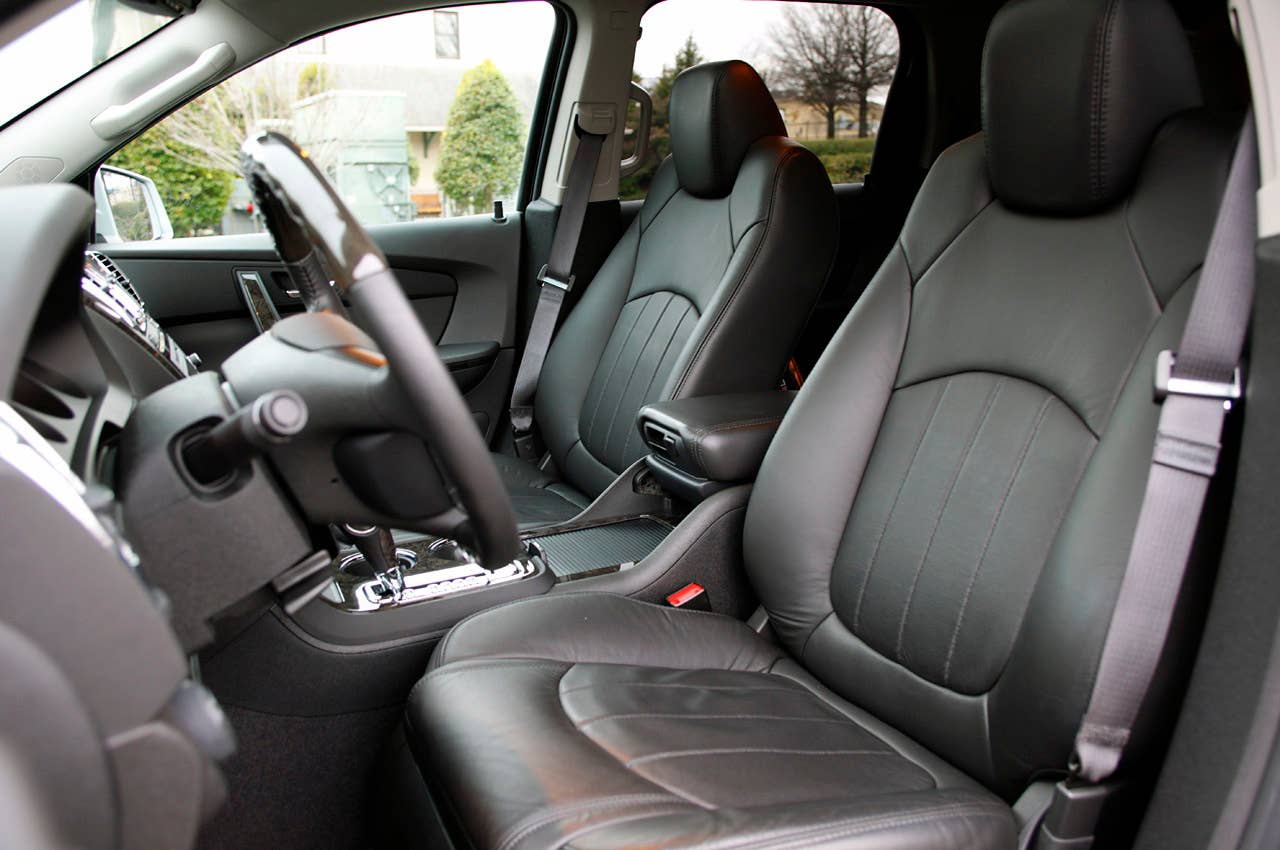 2011 GMC Acadia Denali front seats