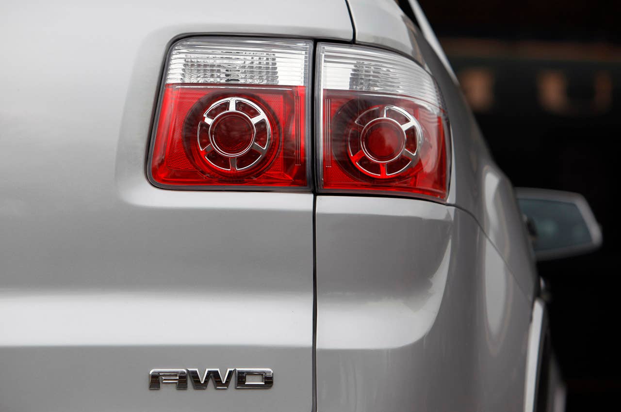 2011 GMC Acadia Denali taillight