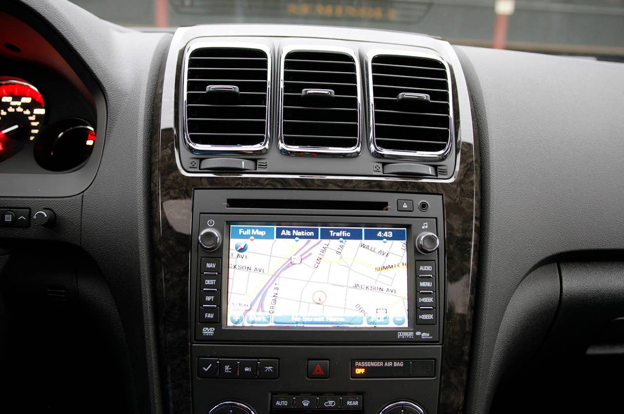 2011 GMC Acadia Denali instrument panel