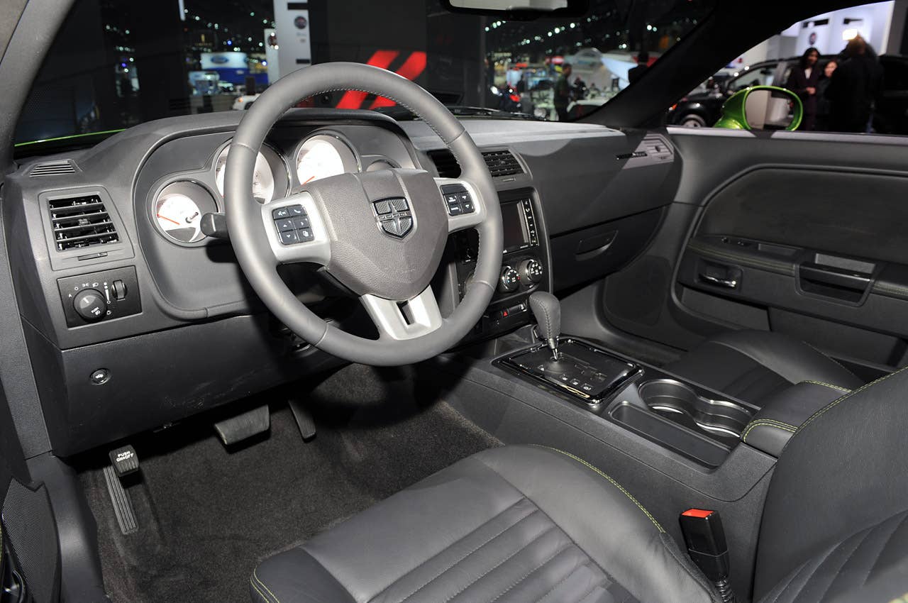 2011 Dodge Challenger R/T Green with Envy