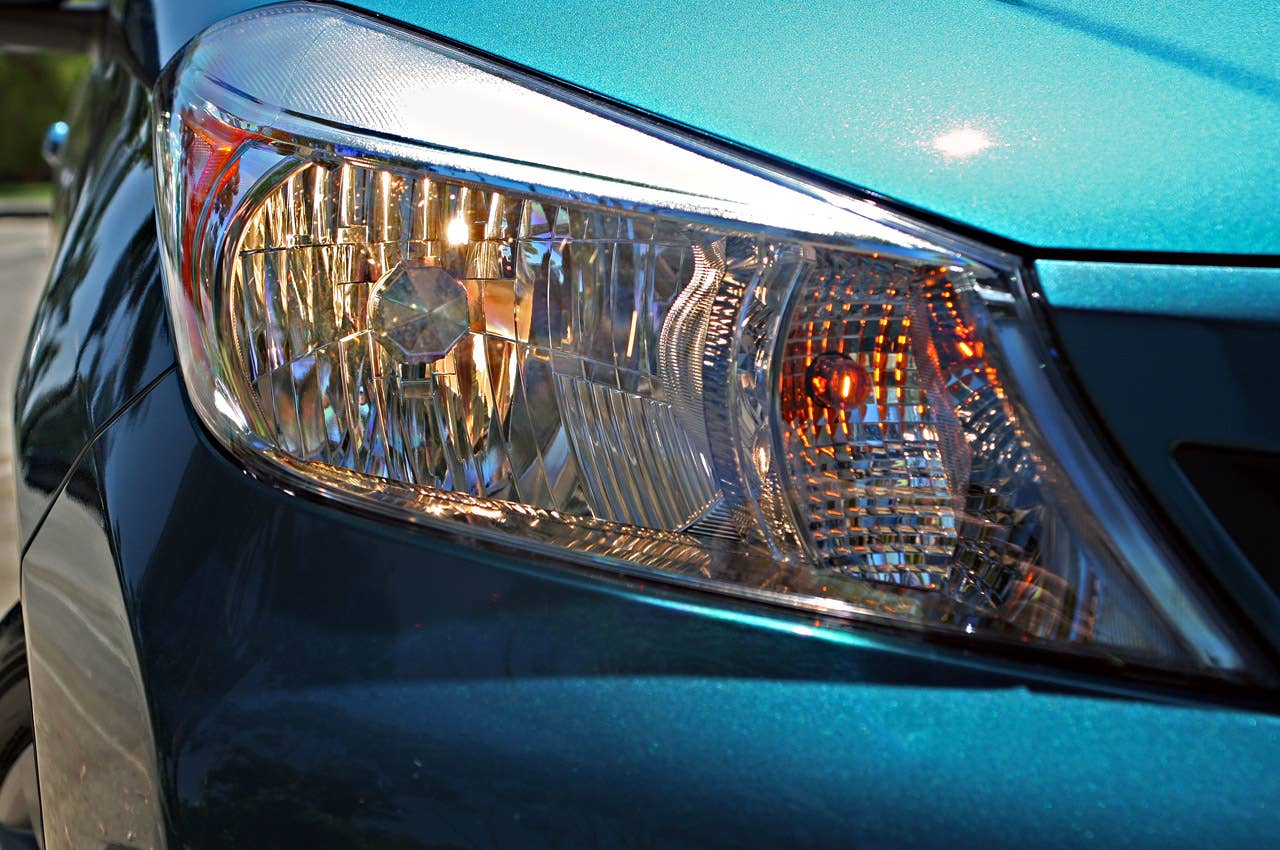 2012 Toyota Yaris headlight