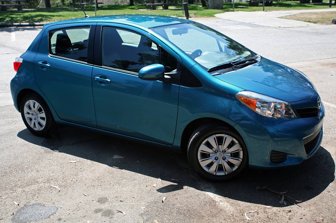 2012 Toyota Yaris front 3/4 view