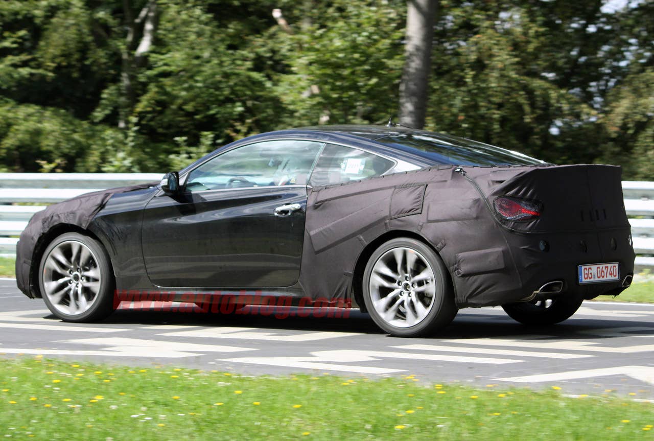 2013 Hyundai Genesis Coupe: Spy Shots