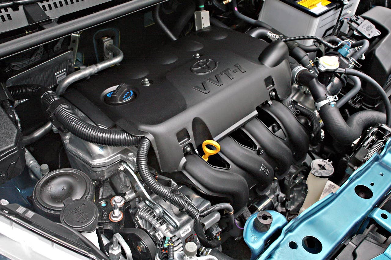 2012 Toyota Yaris engine