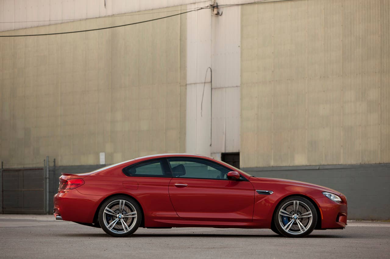 2013 BMW M6 side