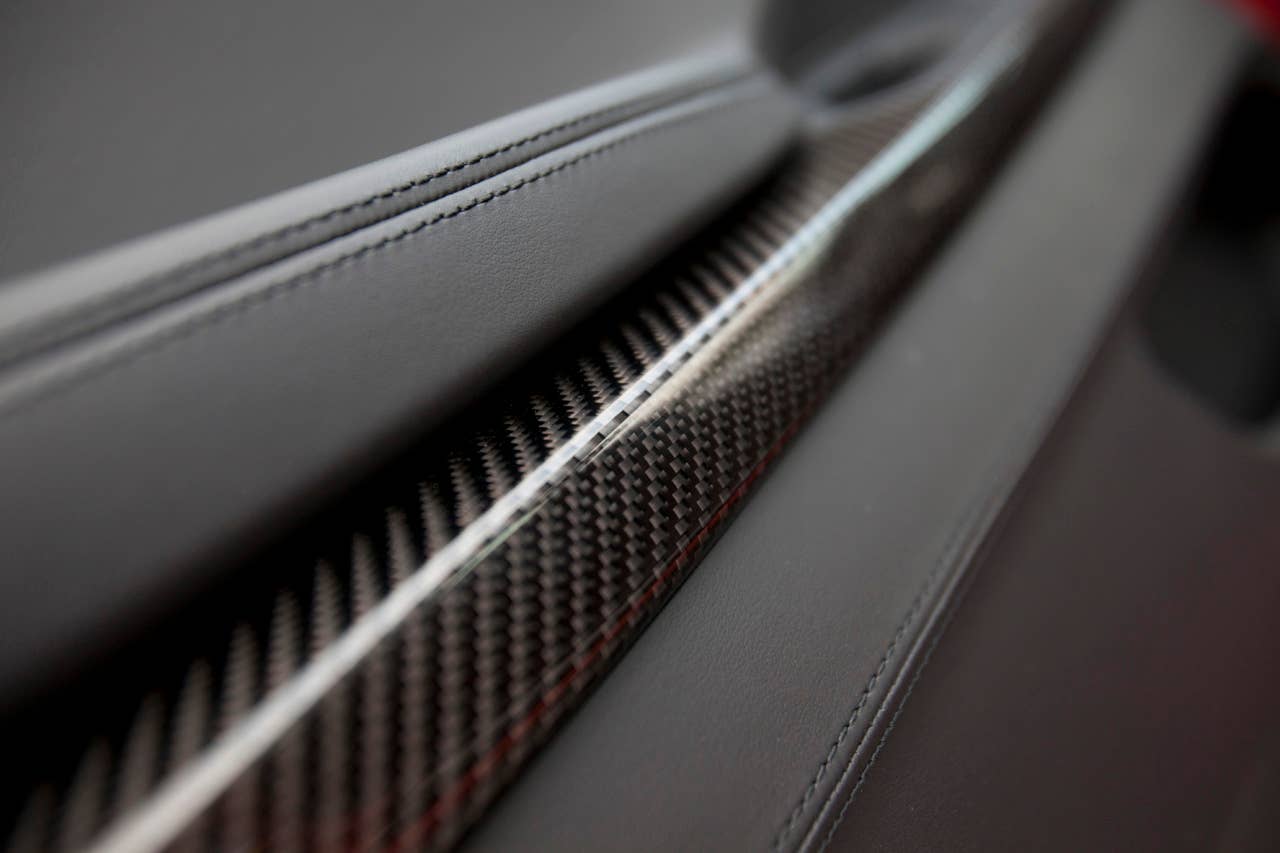 2013 BMW M6 carbon fiber trim
