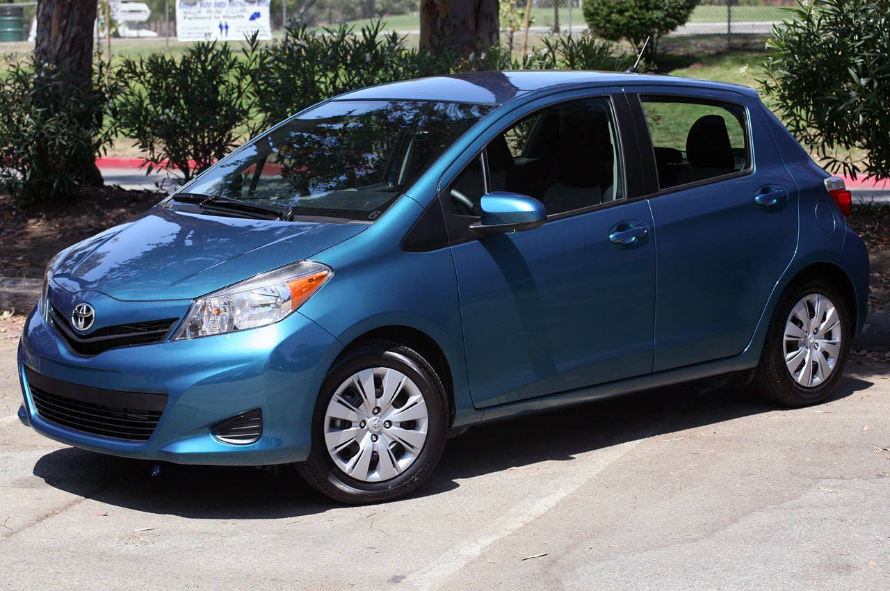 2012 Toyota Yaris front 3/4 view