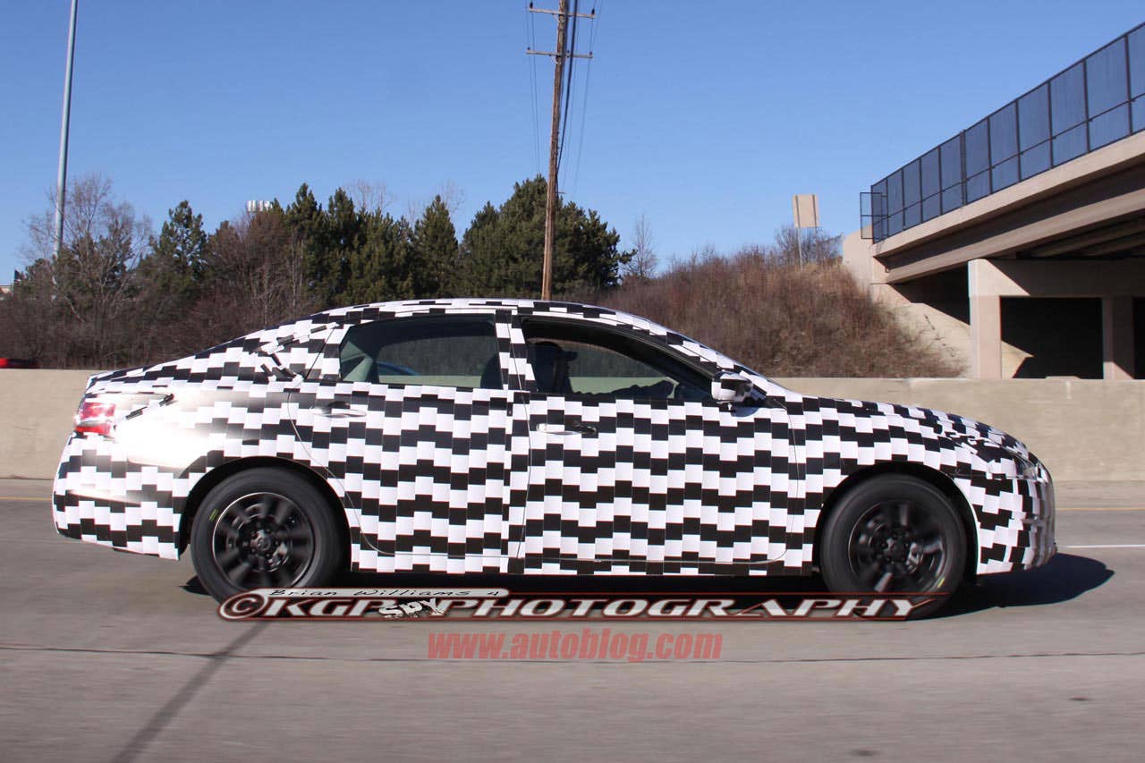 2013 Nissan Altima Spy Shots side