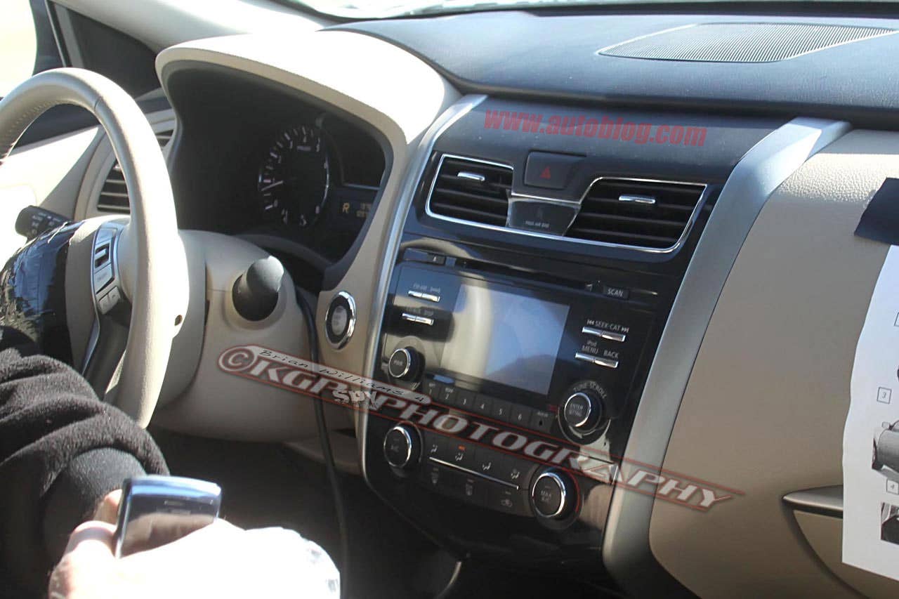 2013 Nissan Altima Spy Shots interior