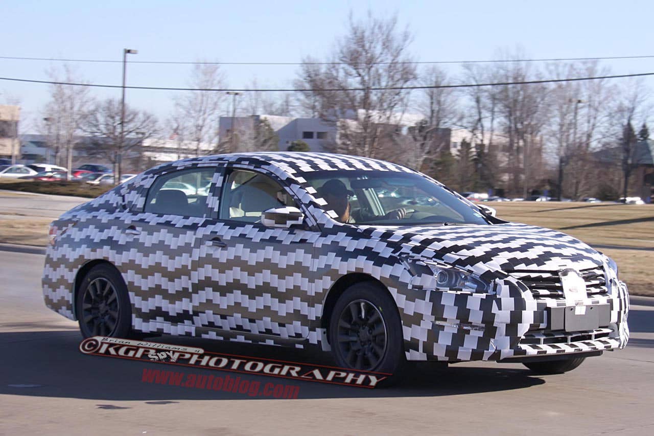 2013 Nissan Altima Spy Shots front 3/4