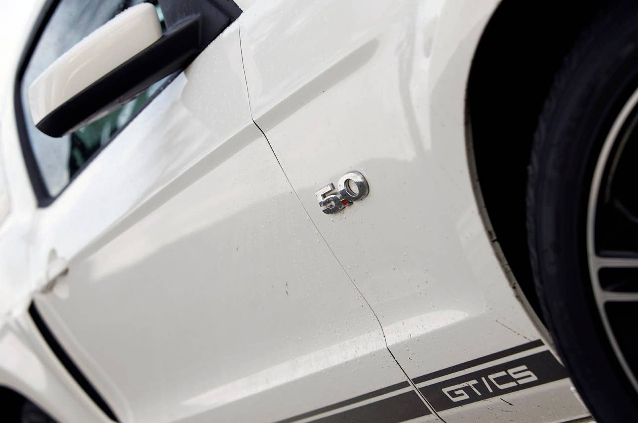 2013 Ford Mustang GT side detail