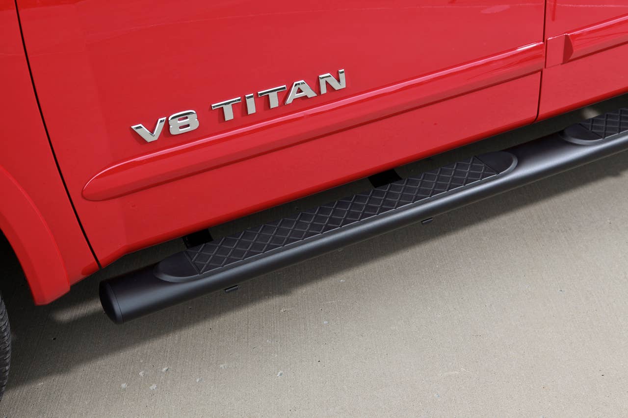 2012 Nissan Titan Appearance Package step rail