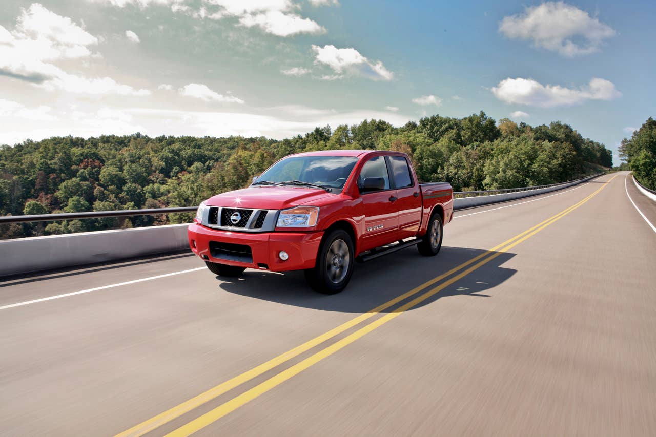 2012 Nissan Titan Appearance Package front 3/4