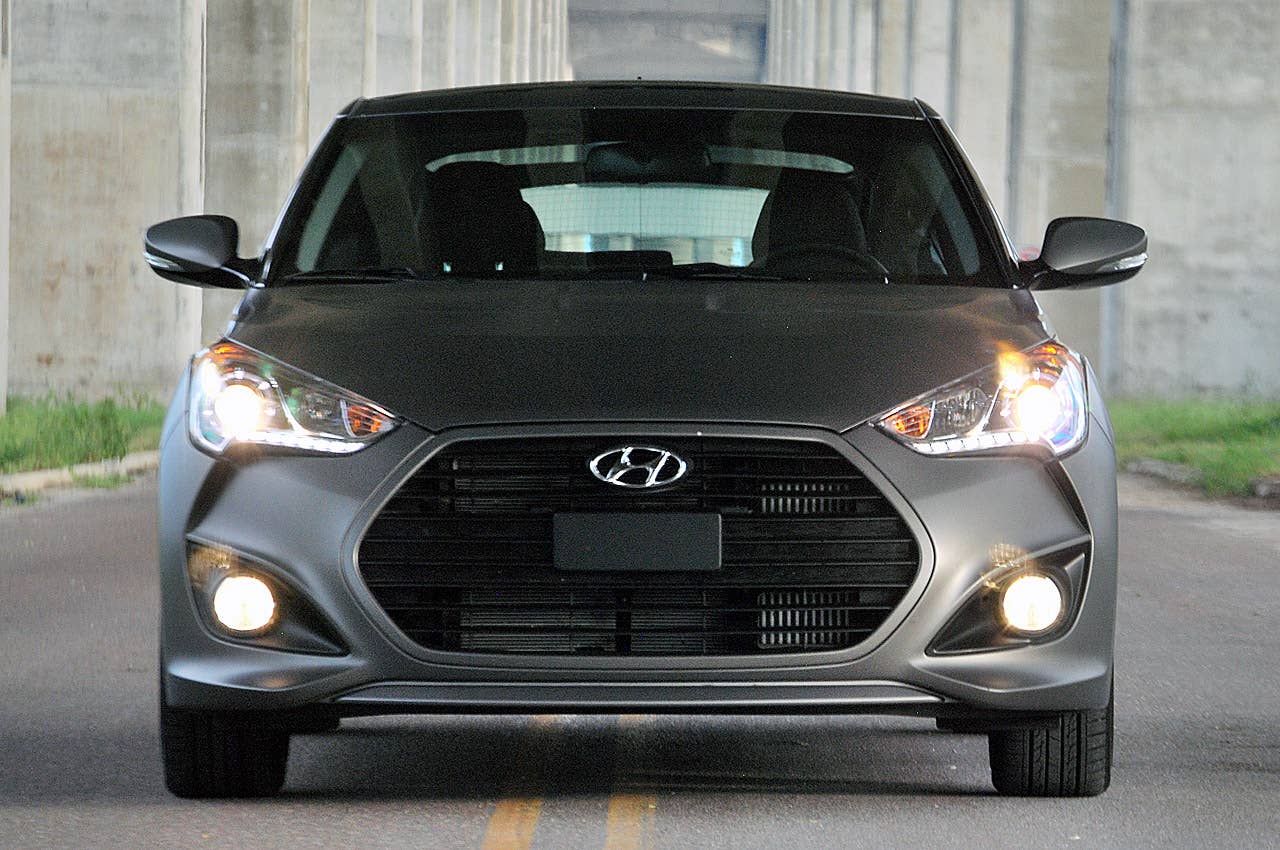 2013 Hyundai Veloster Turbo front view