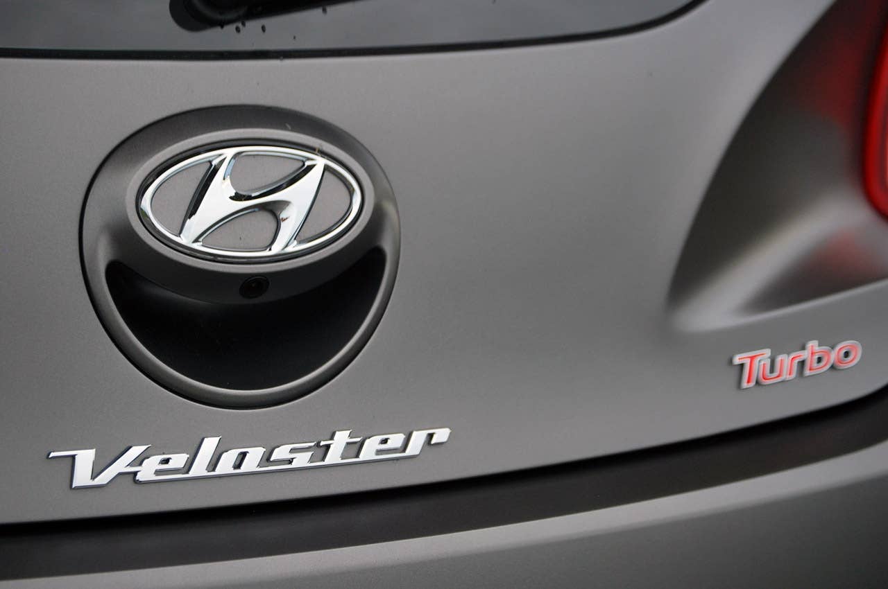 2013 Hyundai Veloster Turbo badge