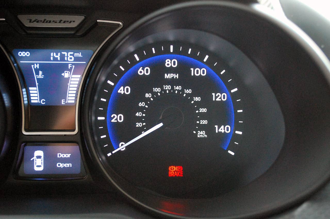 2013 Hyundai Veloster Turbo speedometer