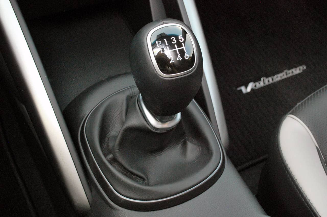 2013 Hyundai Veloster Turbo shifter
