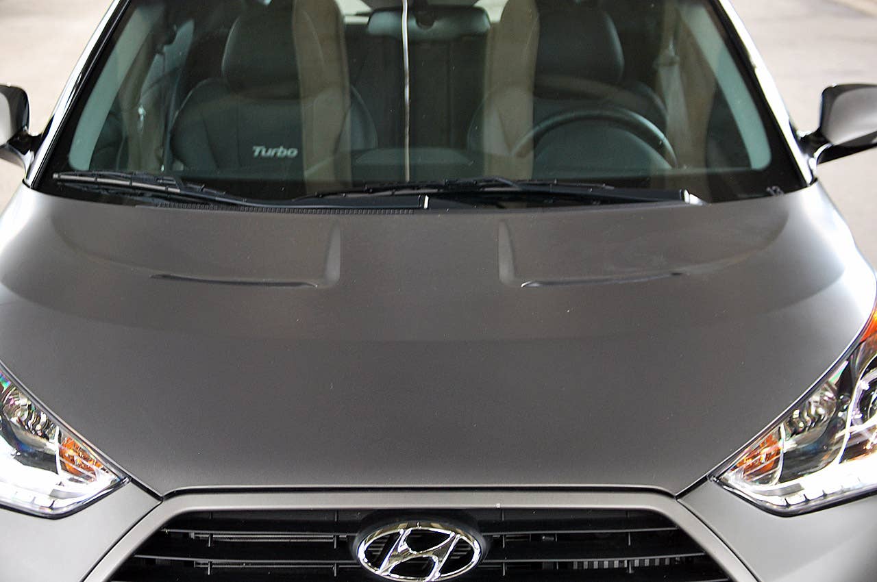 2013 Hyundai Veloster Turbo hood