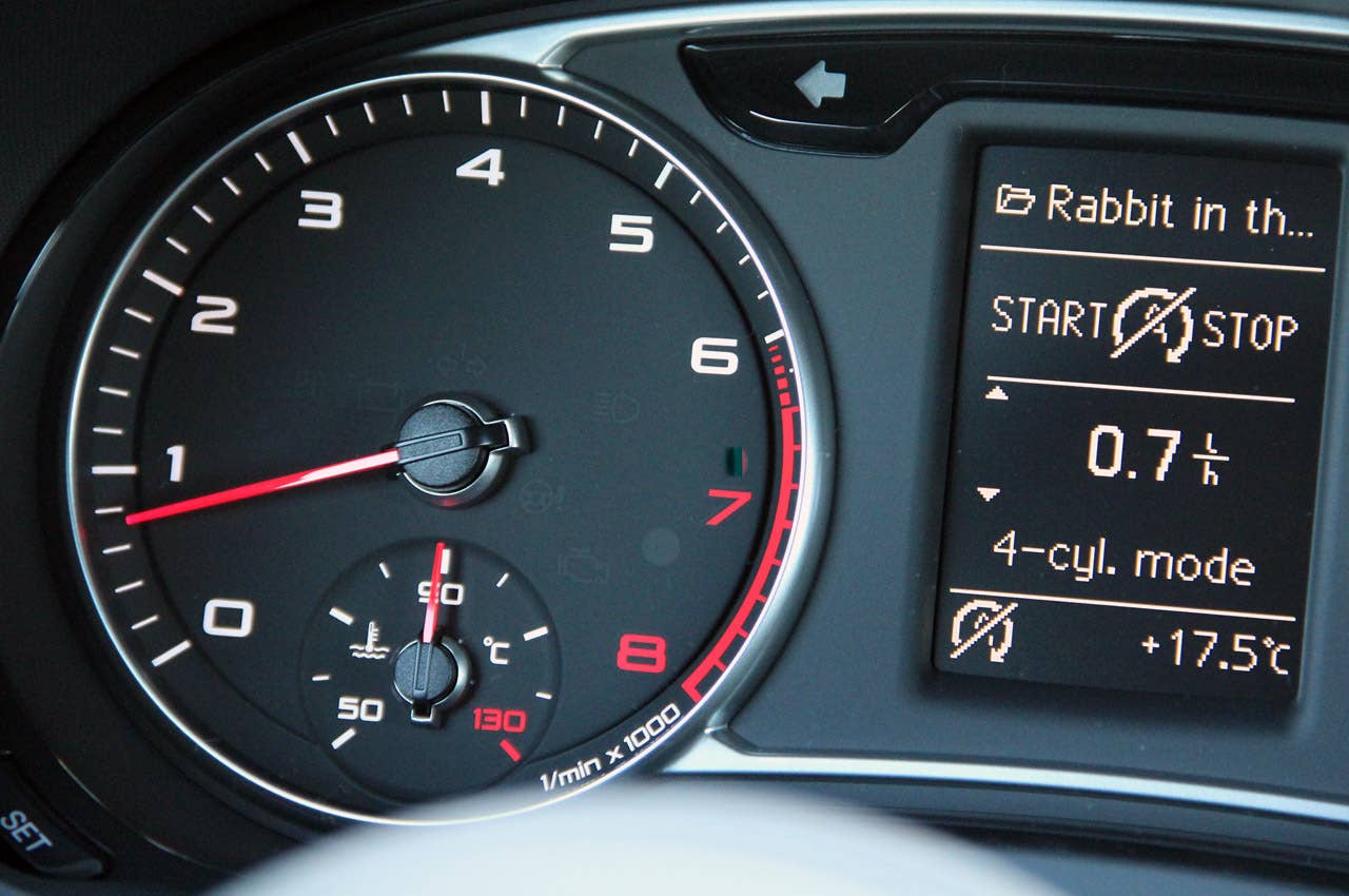 2012 Audi A1 Sportback tachometer