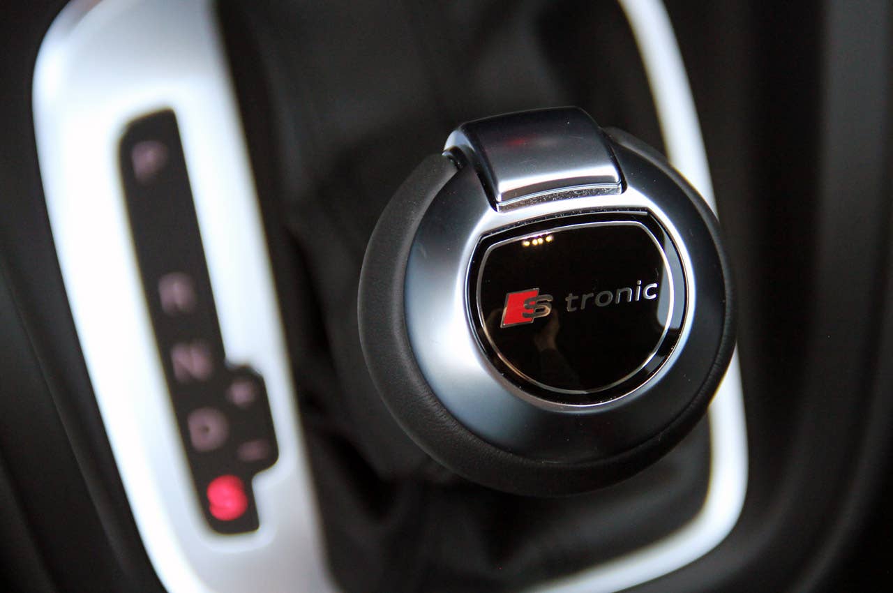2012 Audi A1 Sportback shifter