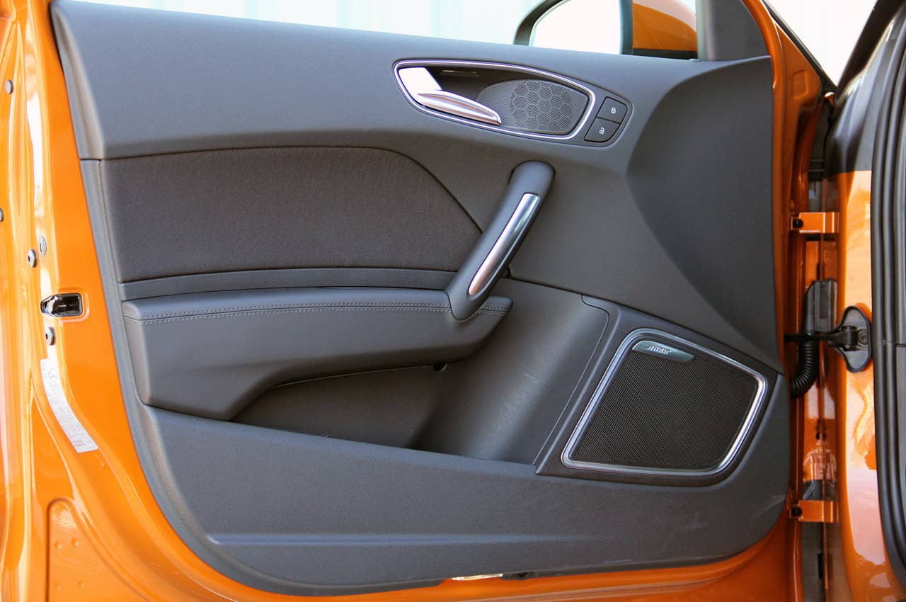 2012 Audi A1 Sportback door