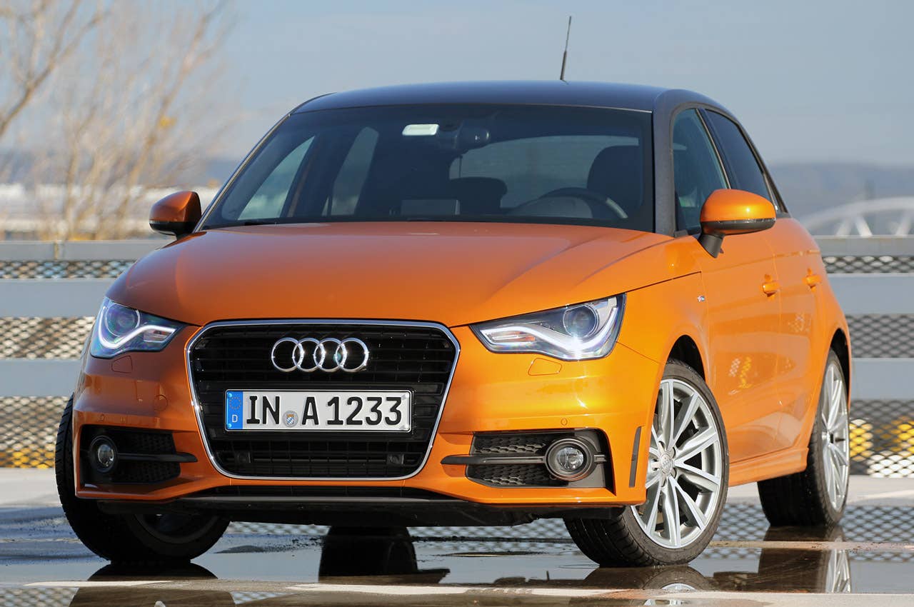 2012 Audi A1 Sportback front 3/4 view