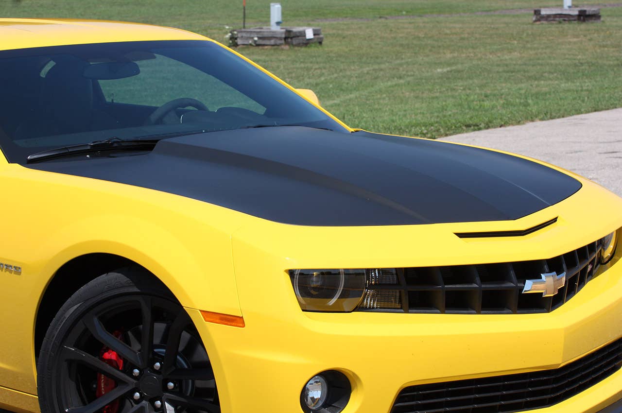 2013 Chevrolet Camaro 1LE hood