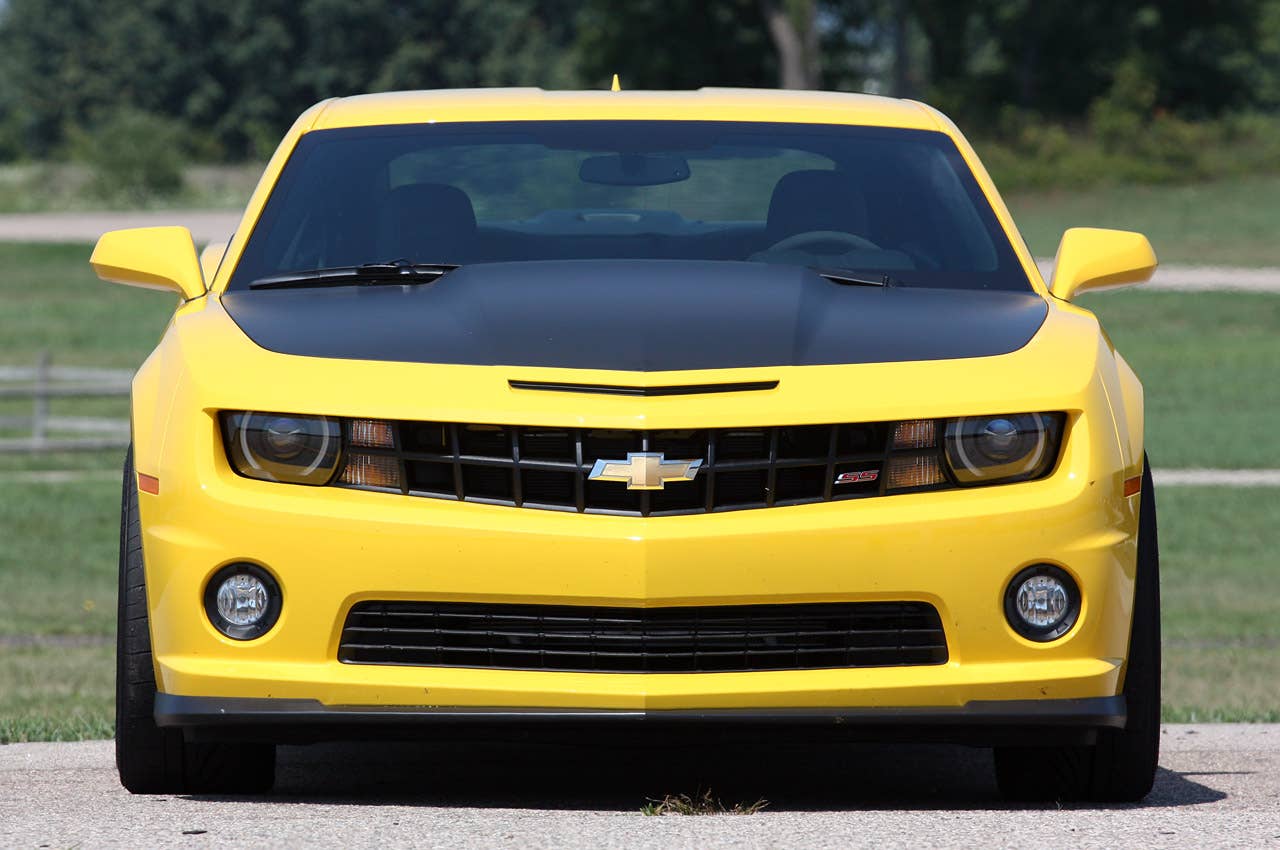 2013 Chevrolet Camaro 1LE front view