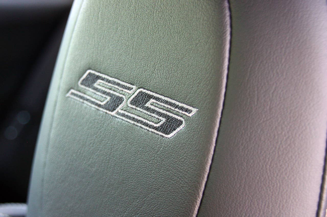 2013 Chevrolet Camaro 1LE seat detail
