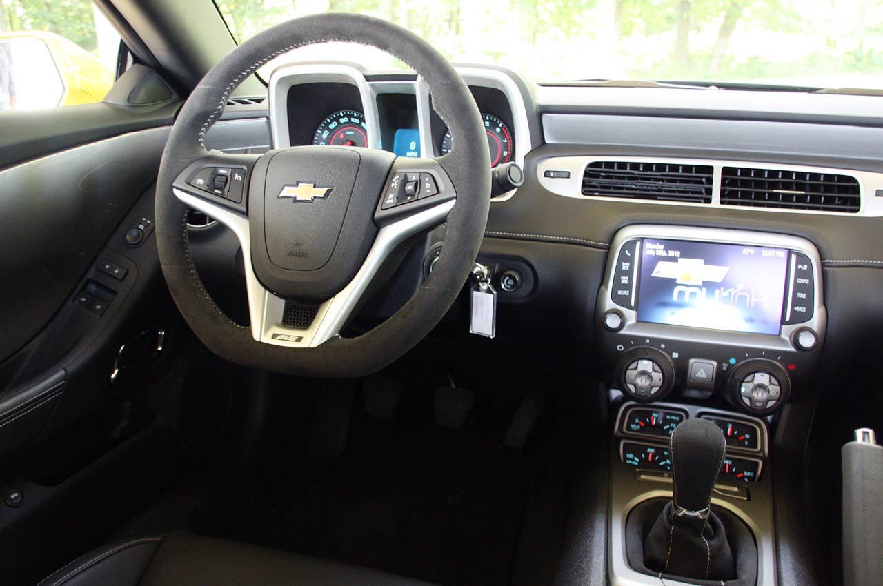 2013 Chevrolet Camaro 1LE interior