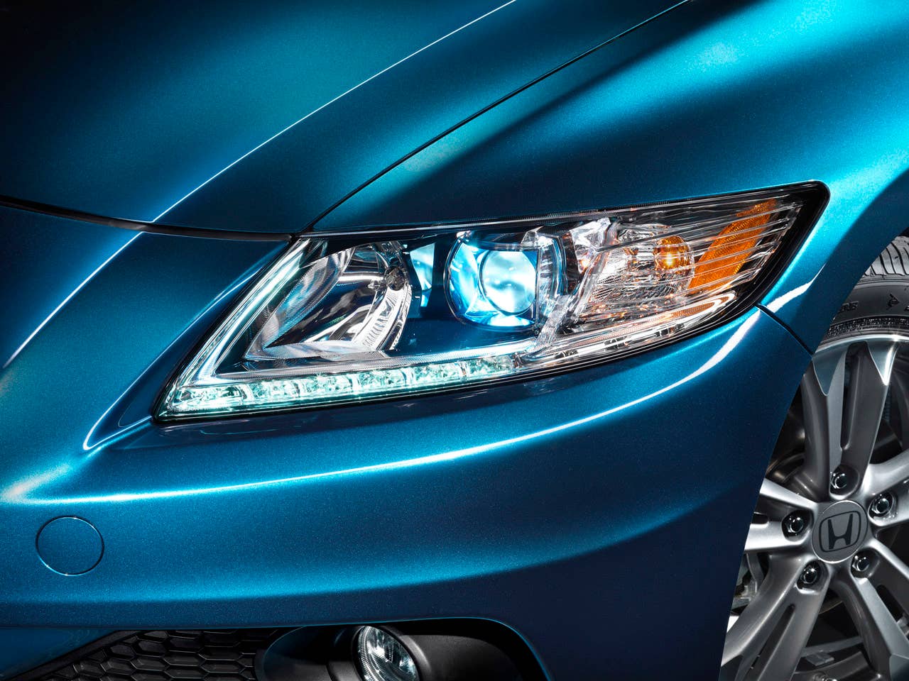 2013 Honda CR-Z.