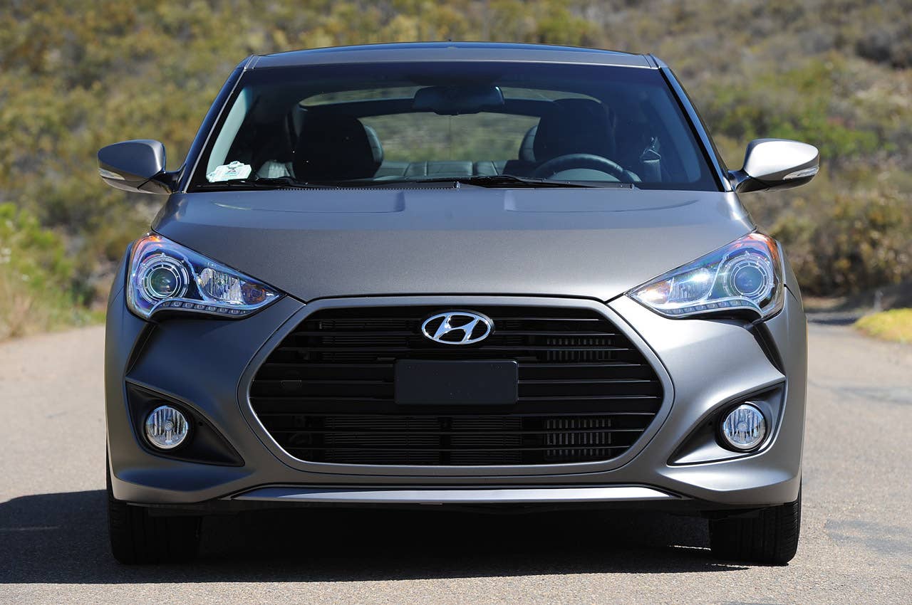 2013 Hyundai Veloster Turbo front view